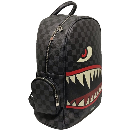 Men’s “Fighting Shark” Backpack. - Picture 2 of 5